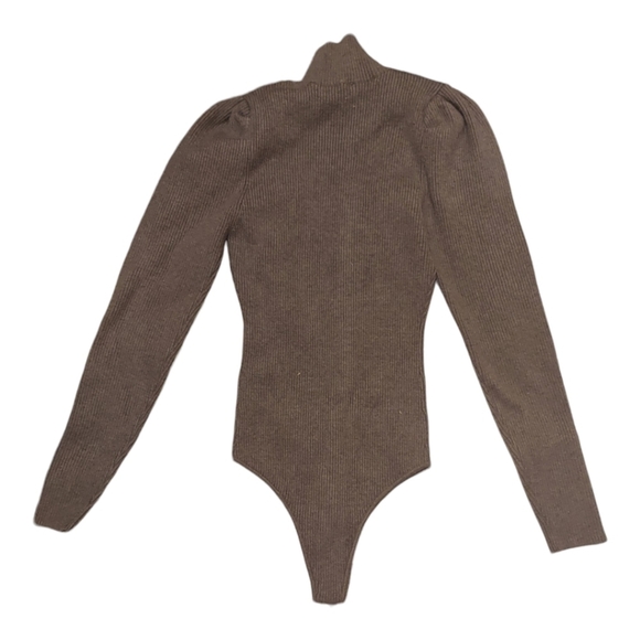 ASTR THE LABEL Front Cutout Sexy Gray Ribbed Bodysuit Size Small EUC Stretch - Picture 2 of 7